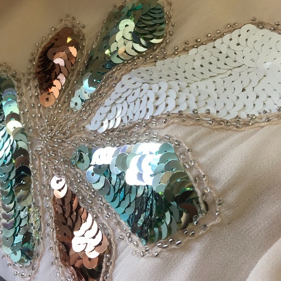 Beautiful Cream Mermaid Sequin Mini Cocktail Dress - Picture 4 of 9